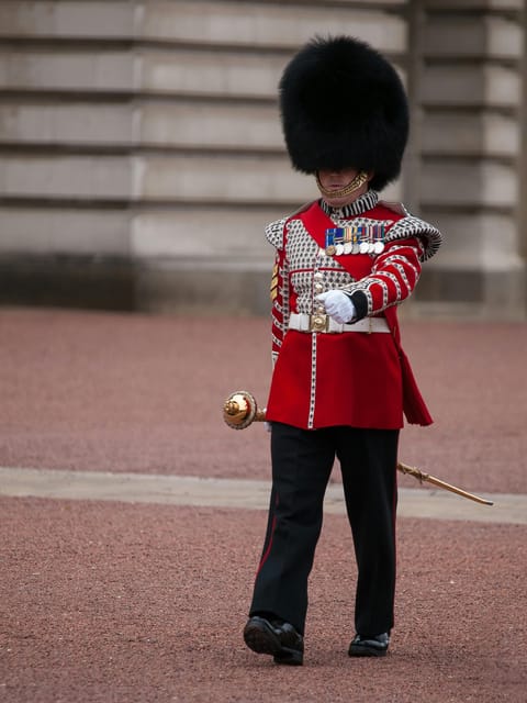 London: Changing of the Guard Experience and Landmarks Tour - What you should wear and how fast you’ll walk