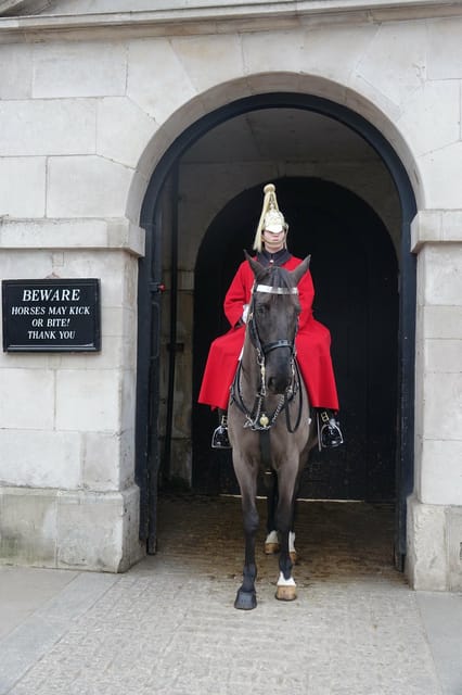 London: Changing of the Guard Guided Tour Experience - Price and Value: Is $20 Worth It for London’s Ceremony Day?