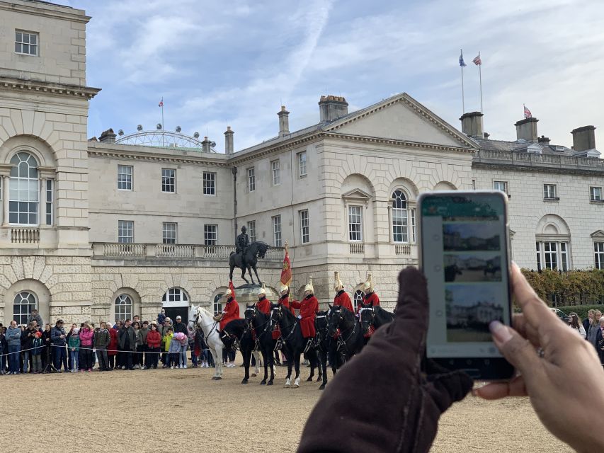 London: Changing of the Guard Private Group or Family Tour - Why the Changing of the Guard Is More Than a Photo Stop