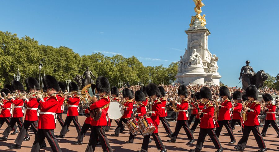 London: Changing of the Guard Walking Tour with Small Group - Key highlights to know before you go