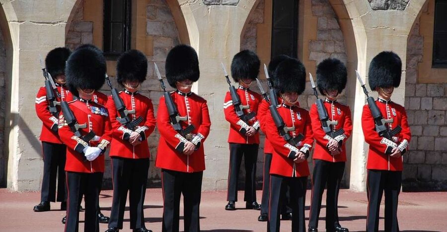 London: Changing of the Guard & Westminster Abbey - Westminster Abbey: Skip-the-Line Entry Plus a Self-Paced Audio Finish