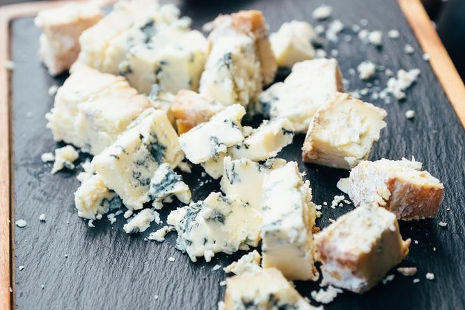 London Cheese Crawl & Walking Tour - Stop 1: St. James’s warmup and cheese-nerd energy