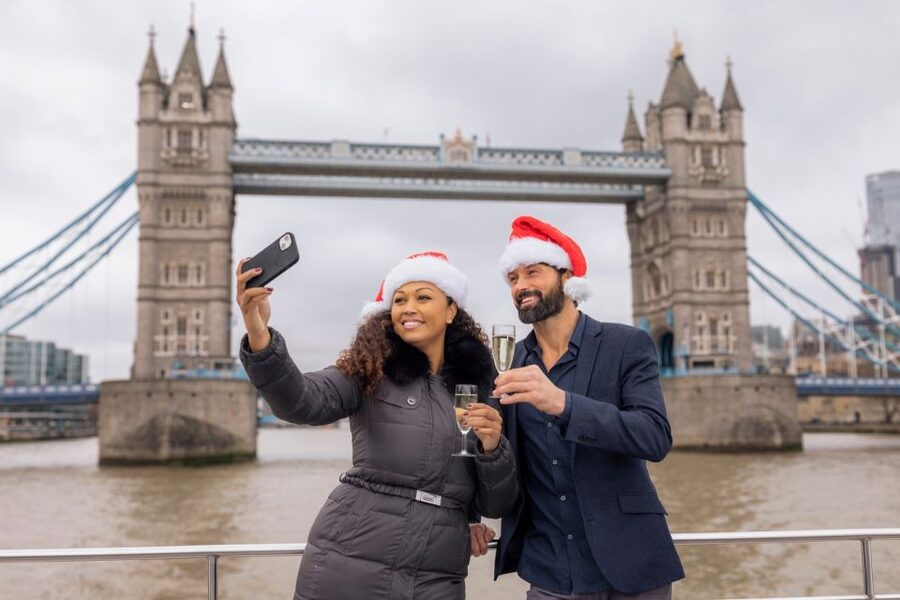 London: Christmas Day Sightseeing Cruise - What the Heated Boat Feels Like in December