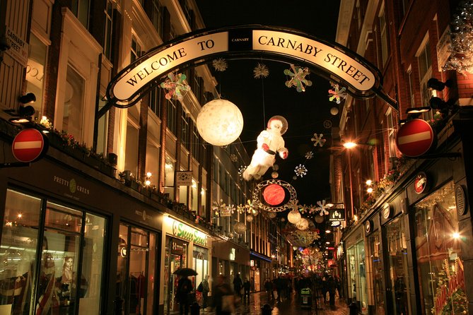London Christmas Eve With 3 Course Dinner and Midnight Mass - Dinner break: Brown’s Restaurant style and what you should expect