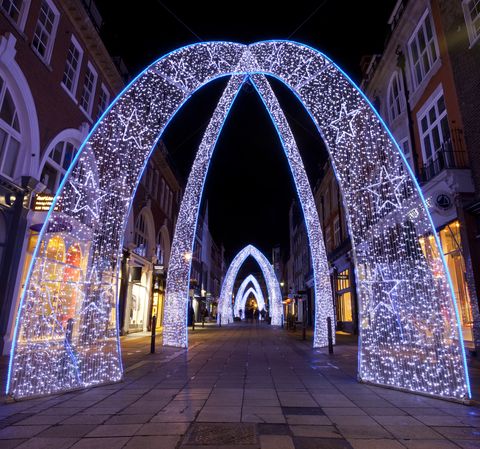 London Christmas Lights Bike Tour - Starting at ListNRide on Kennington Road (what you get first)