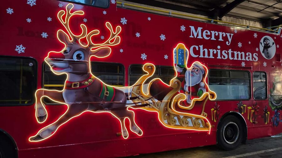 London: Christmas Lights Santa Sleigh Open-Top Tour - From the Strand to Trafalgar Square Christmas Market