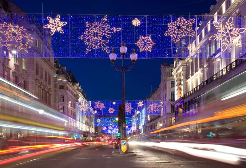 London Christmas Lights Tour by Vintage Bus Open Top - Hyde Park’s Winter Wonderland Pass and Other Major Landmarks