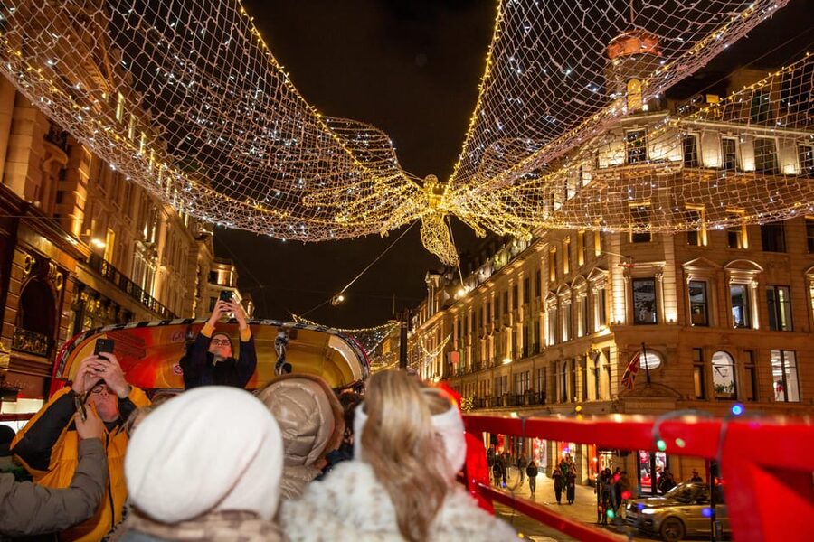 London: Christmas Lights Tour by Vintage Double-Decker Bus - Getting On, Getting Off, and Avoiding Nighttime Confusion