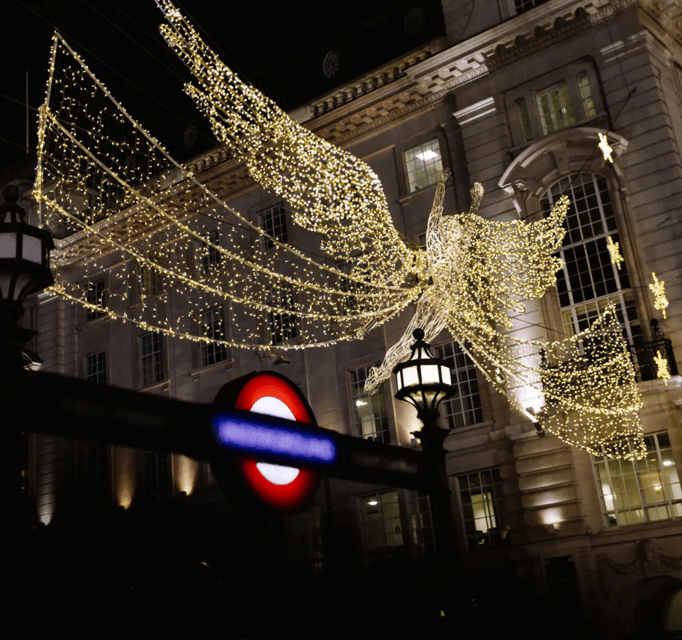 London: Christmas Lights Walking Tour - The point of the walk: lights plus real city context