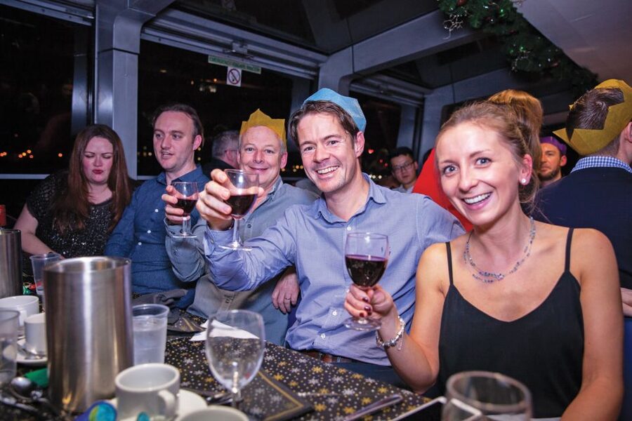London: Christmas Party Dinner Cruise - Should you book this Christmas Party Dinner Cruise?