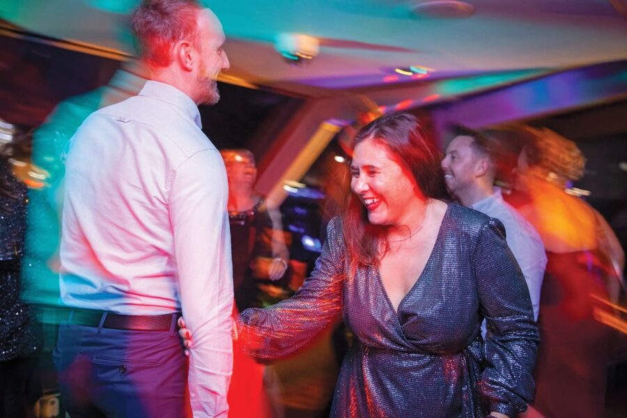 London: Christmas Party Dinner Cruise - Practical tips to make the night smoother