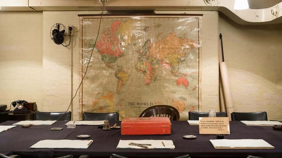 London: Churchill War Rooms Ticket & Political London Audio - Churchill War Rooms: what this bunker experience really gives you