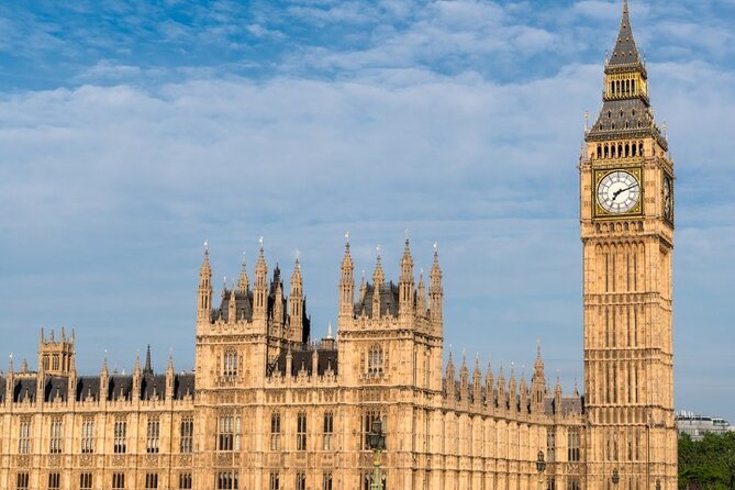 London: Churchill & World War 2 Walking Tour - Ministry of Defence and HM Treasury: the practical side of wartime Britain