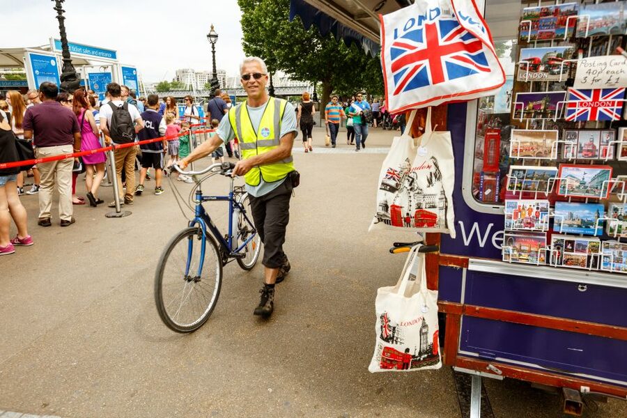 London: Classic Gold 3.5-Hour Bike Tour - From Kennington to Big Ben: the ride’s big-city start