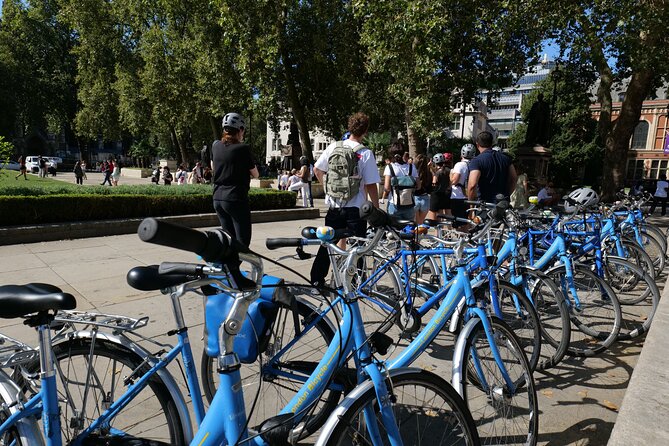 London Classic Landmarks Bike Tour with Local Guide - St Paul’s, Cleopatra’s Needle, and the London Eye area