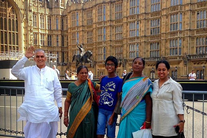London Classic Sightseeing Private Taxi Tour - Stop 5: Downing Street—Prime Ministers since the 1730s