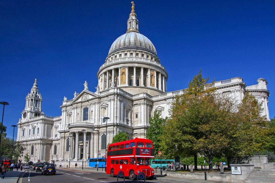 London: Crown Jewels Tour with River Cruise - St. Paul’s Cathedral: Dome Views and the Story After the Great Fire