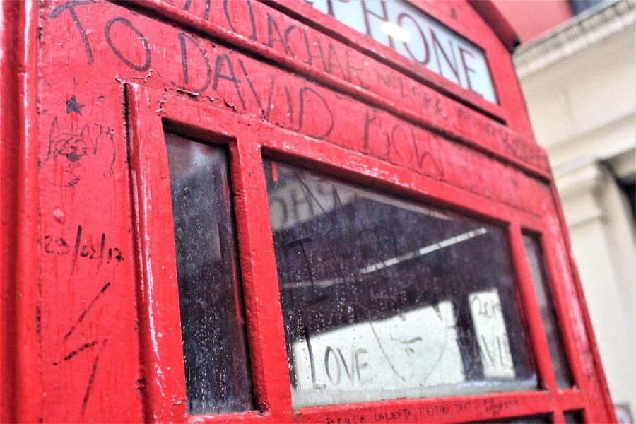 London: David Bowie Walking Tour - The Ziggy Stardust Photo Moment You’ll Actually Want