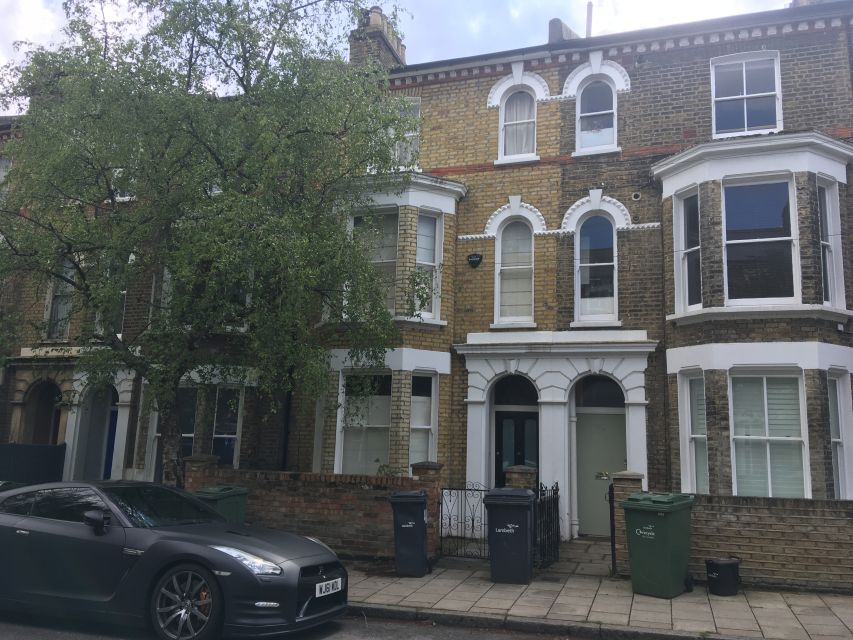 London: David Bowie Walking Tour - Meeting in Brixton: Where the Tour Starts Fast