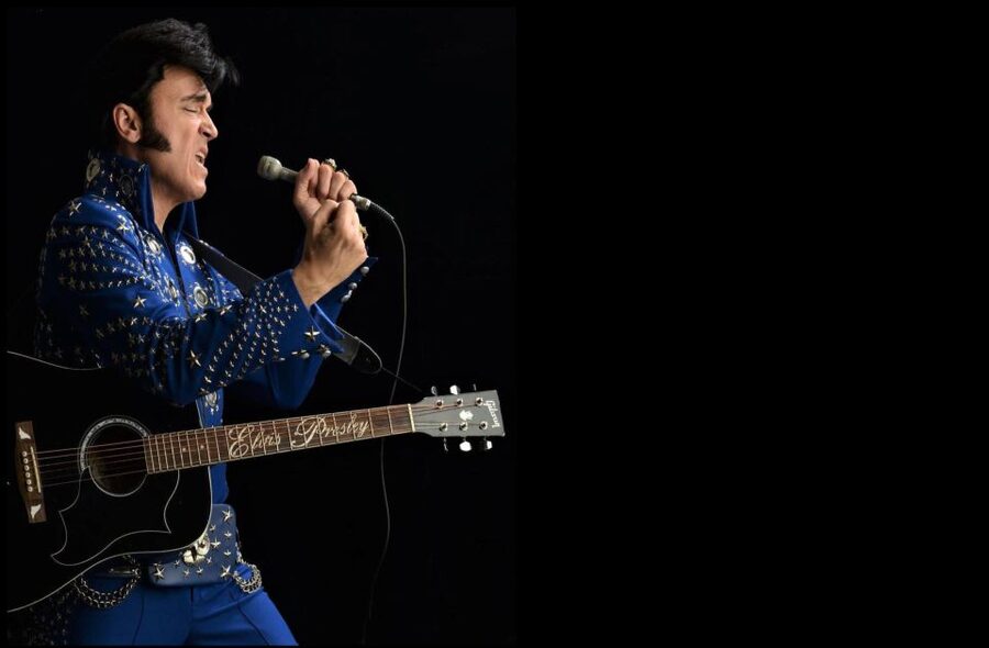 London: Dinner Cruise with Elvis Tribute on the Thames River - The Elvis tribute by Matt King: what makes it more than theme music