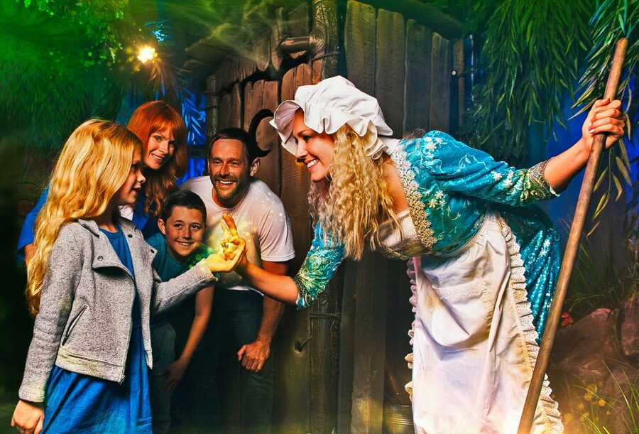 London: DreamWorks Shrek's Adventure Tour - Circus at Madagascar, Kung Fu with Po, and the Hidden World with Light Fury
