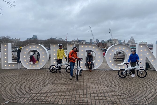 London E-Bike tour & Borough market - An e-bike route that hits London’s greatest hits fast