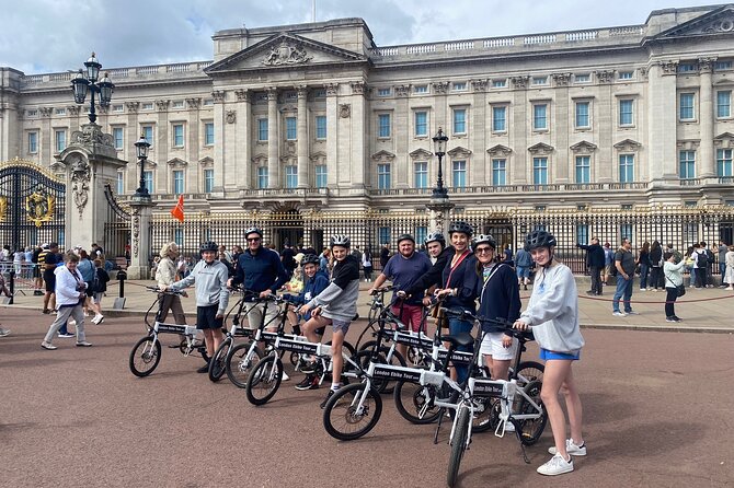 London E-Bike tour & Borough market - Meet at Blackfriars Tallis House and get rolling in minutes