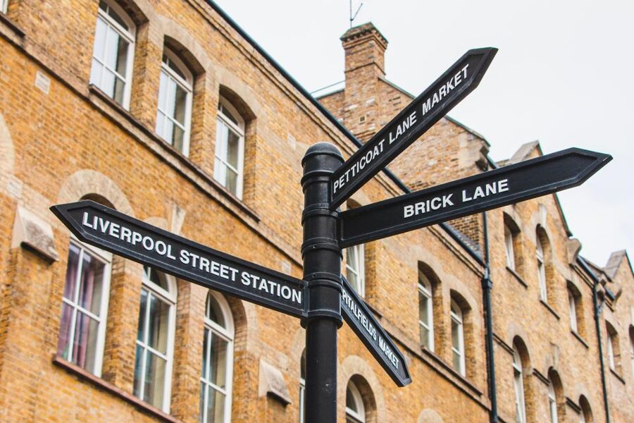 London: East End Food Tour - Beigel Bake salt beef beigel: the iconic snack that actually sticks with you