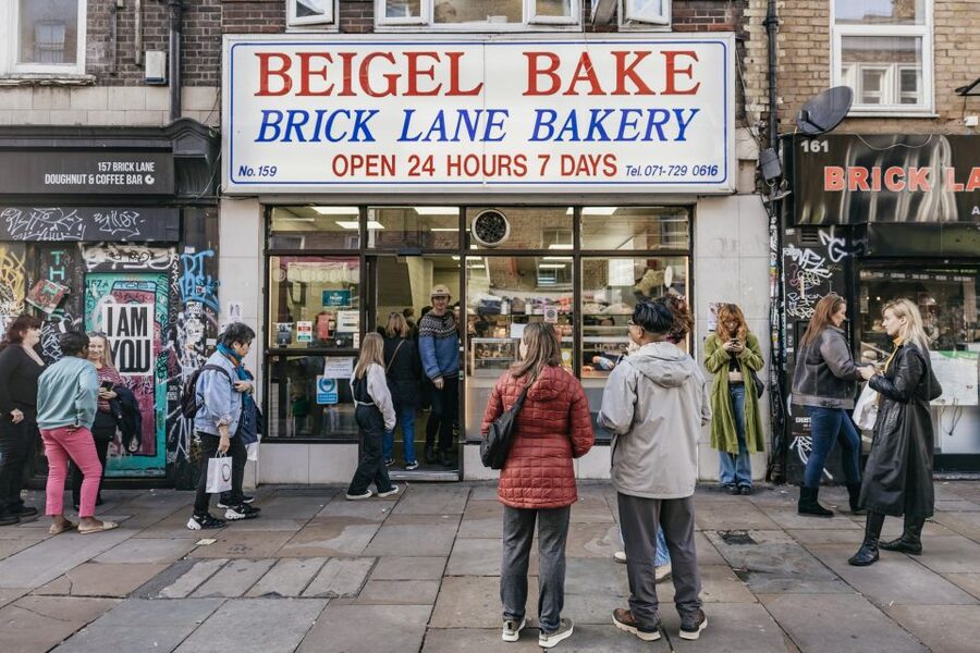 London: East End Food Tour - The other 8 tastings: how the tour builds a full meal out of bites