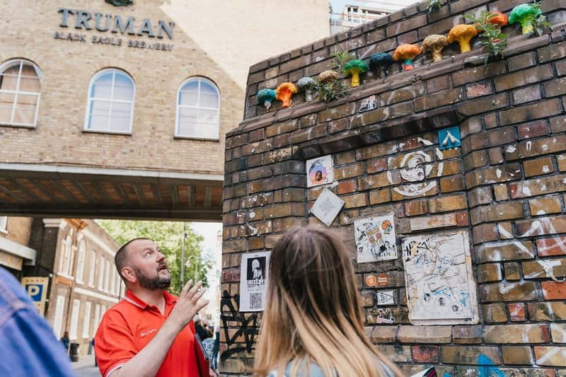 London: East End Instagrammable Street Art & Graffiti Tour - Why East London graffiti feels different from a museum