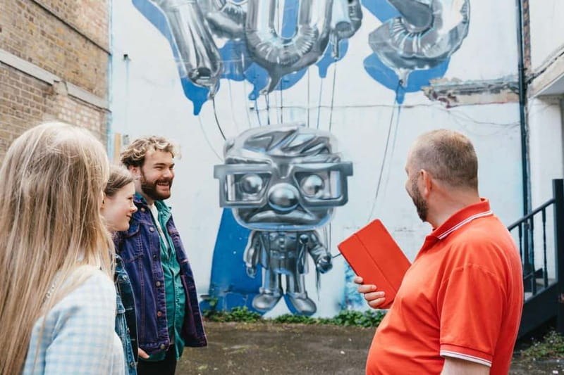 London: East End Instagrammable Street Art & Graffiti Tour - Starting outside Whitechapel Gallery: a smart place to begin