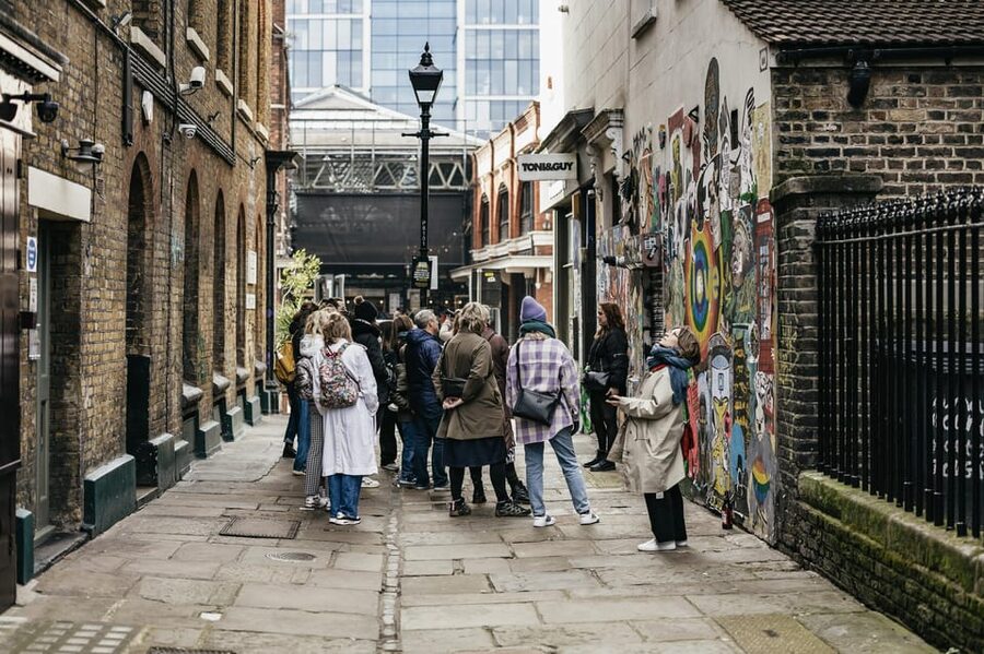 London: East End Street Art Tour and Spray Painting Workshop - Who This Tour Is Best For