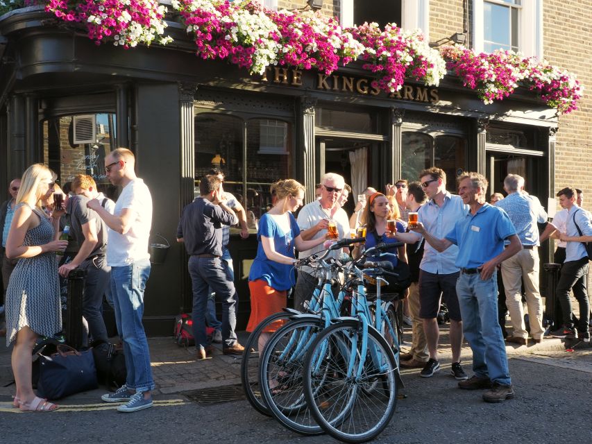 London: East London Town 3.5-Hour Bike Tour - Tower Bridge and Tower of London: A Fairytale View From Real Streets