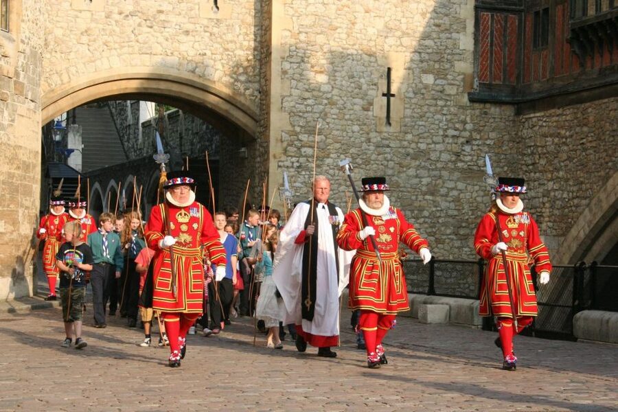 London: Easy Access Tower of London and Crown Jewels Tour - Key highlights worth your attention