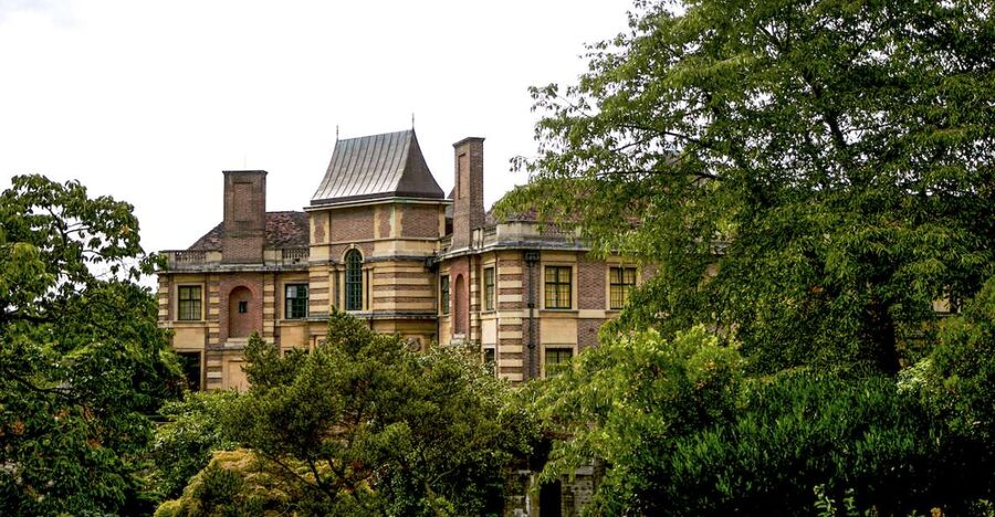 London: Entry Ticket to Eltham Palace and Gardens - Eltham Palace in a Nutshell: Tudor Roots, Art Deco Flare