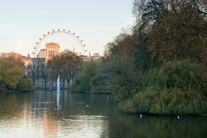 London Essential 2 hour introductory Walking Tour With a Londoner - Clarence House and St James’s: guards, palaces, and quick history payoffs