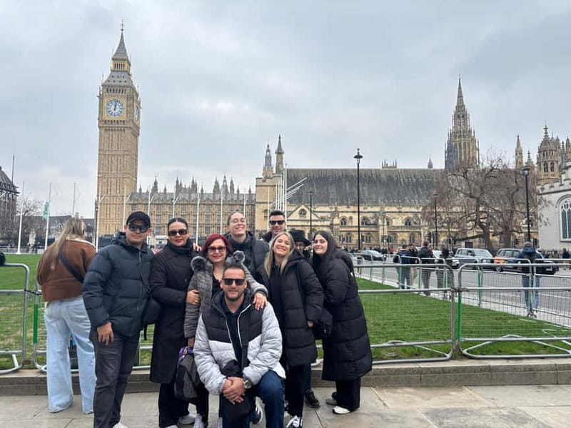 London: Essential tour and changing of the guard (group or private) - St. James’s Park: the smartest mid-tour breather