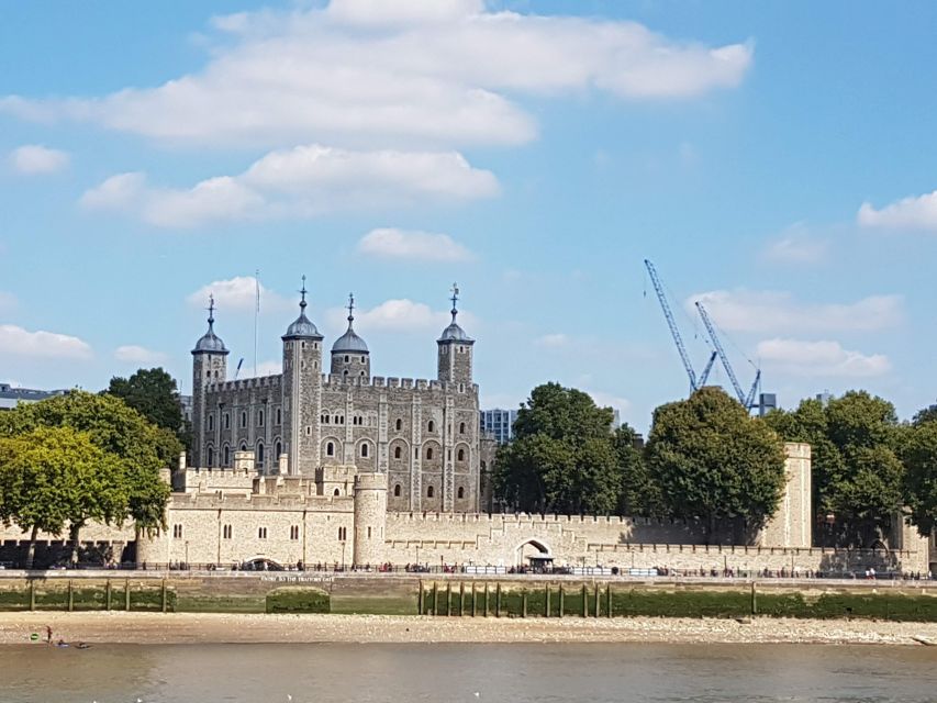 London: Explore The Tower of London & Tower Bridge! - What to bring (and what to leave behind)