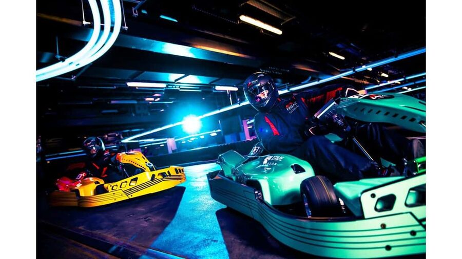 London: F1® DRIVE - The Official F1® Karting Experience - The F1-style karts: DRS, ERS, and race instructions that change the drive
