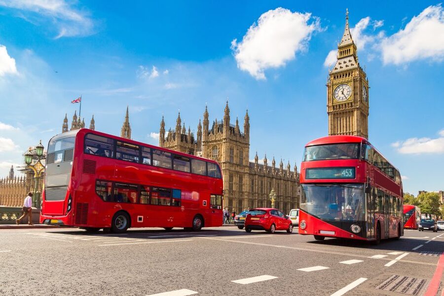 London Family-Friendly Walking Tour with Fun Activities - Four-hour Thames cruise: Tower Bridge views and Greenwich for the full route