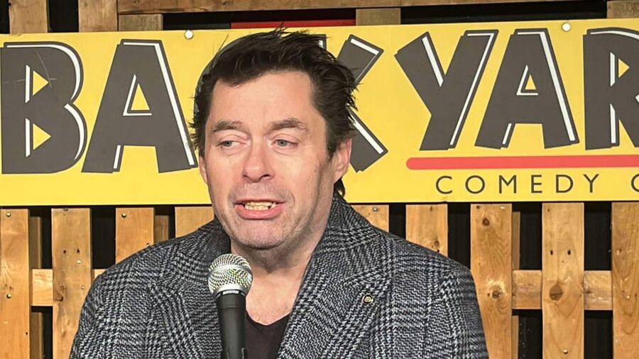 London: Friday Night at The Backyard Comedy Club - What it’s really like once the show starts