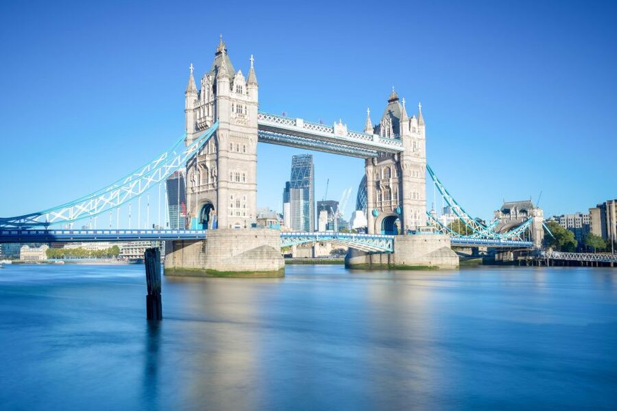 London: Full-Day Sightseeing Bus Tour with River Cruise - A 9-hour London route that mixes eras (and cuts planning)
