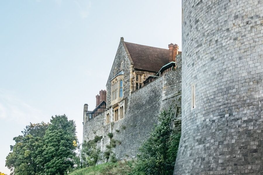London: Full-Day Windsor, Stonehenge, and Oxford Tour - Should you book this London Windsor, Stonehenge, and Oxford tour?