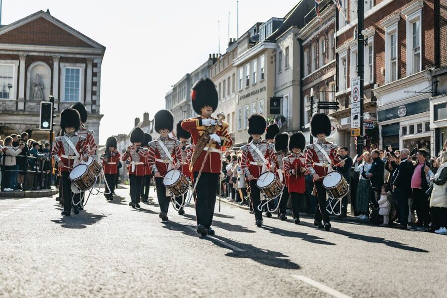 London: Full-Day Windsor, Stonehenge, and Oxford Tour - Comfort, timing, and what to expect from the schedule