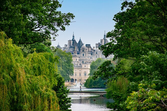 London Fully Tailored Private Tour: Half-Day with Local Guide - City of London: where modern finance sits on medieval streets