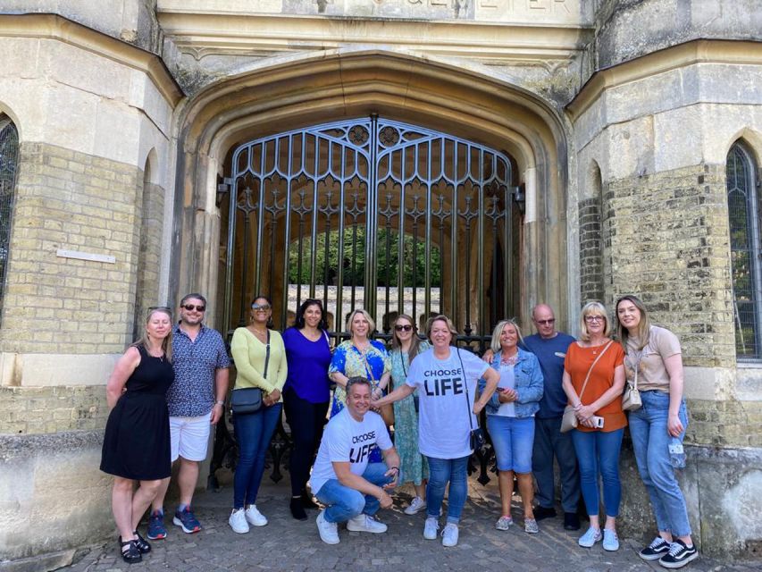 London: George Michael Tour by Black Taxi - A Small-Group Black Taxi Tour Built for George Michael Fans