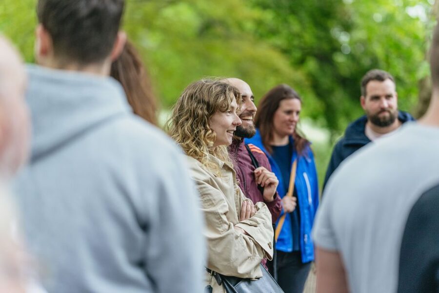 London: Ghost Walk and River Thames Boat Ride - Green Park to St James’s Palace: how the tour sets its eerie tone