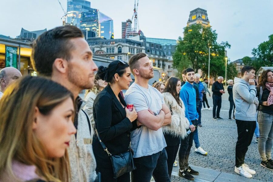 London: Ghost Walk and River Thames Boat Ride - Meeting at Green Park: the Diana statue, the first vibe, and what to do