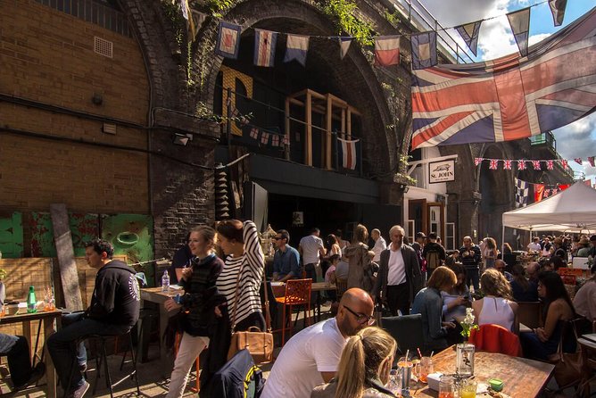 London Gin Safari: A Spirited, Juniper-Fuelled Jaunt - The ride-and-taste flow: how the afternoon actually plays out