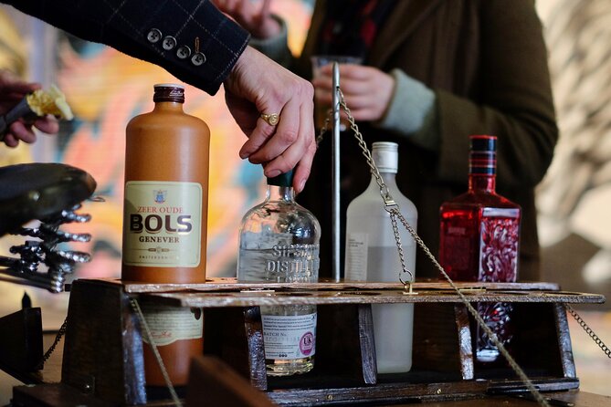 London Gin Safari: A Spirited, Juniper-Fuelled Jaunt - Pedaling through Dickensian streets and quiet residential squares